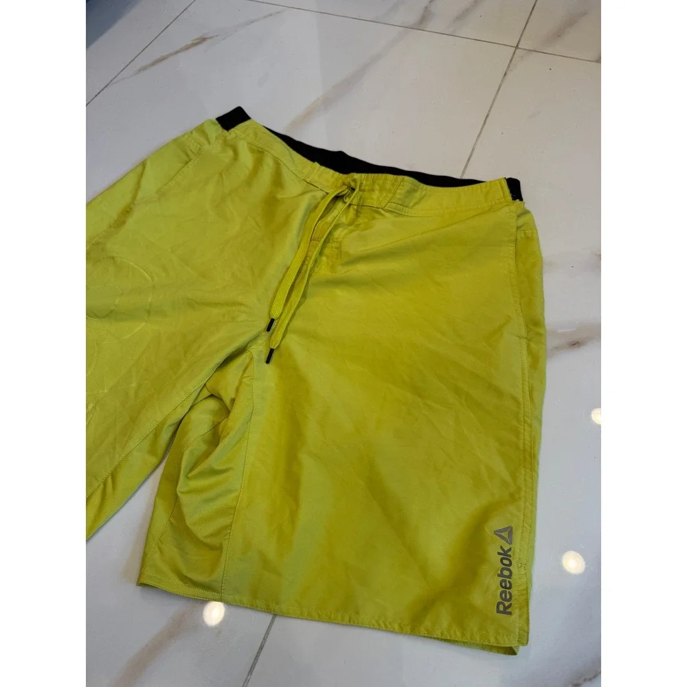 Reebok PlayDry Mens XL Neon Lime Yellow Athletic Gym Training Shorts 3/4 Graphic